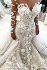 stylesnuggle custom made this Delicate Lace Appliques Mermaid Wedding Dress at factory price, high quality promised.