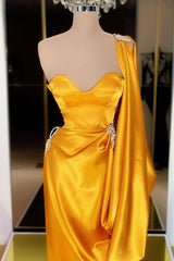 Designer Yellow Gold One Shoulder Long Evening Prom Dress With Ruffles-stylesnuggle