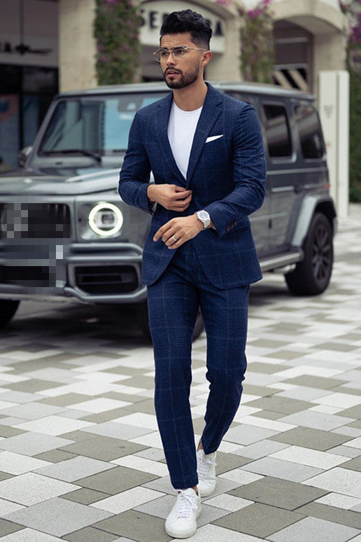 Elegant Dark Navy Plaid Notched Lapel Men Suit