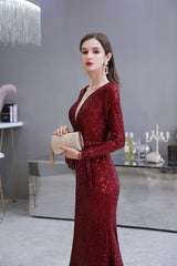 stylesnuggle offers Elegant Sparkle Sequined Burgundy Long Sleeves V-neck Mermaid Long Prom Party Gowns at a cheap price from Prom Dresses, Evening Dresses, Homecoming Dresses, Quinceanera dresses collection. Free Fast shipping on affordable Prom Dresses, Evening Dresses, Homecoming Dresses, Quinceanera dresses On Sale.