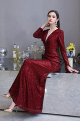 stylesnuggle offers Elegant Sparkle Sequined Burgundy Long Sleeves V-neck Mermaid Long Prom Party Gowns at a cheap price from Prom Dresses, Evening Dresses, Homecoming Dresses, Quinceanera dresses collection. Free Fast shipping on affordable Prom Dresses, Evening Dresses, Homecoming Dresses, Quinceanera dresses On Sale.