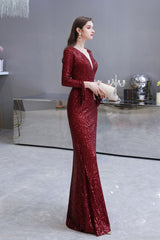 stylesnuggle offers Elegant Sparkle Sequined Burgundy Long Sleeves V-neck Mermaid Long Prom Party Gowns at a cheap price from Prom Dresses, Evening Dresses, Homecoming Dresses, Quinceanera dresses collection. Free Fast shipping on affordable Prom Dresses, Evening Dresses, Homecoming Dresses, Quinceanera dresses On Sale.