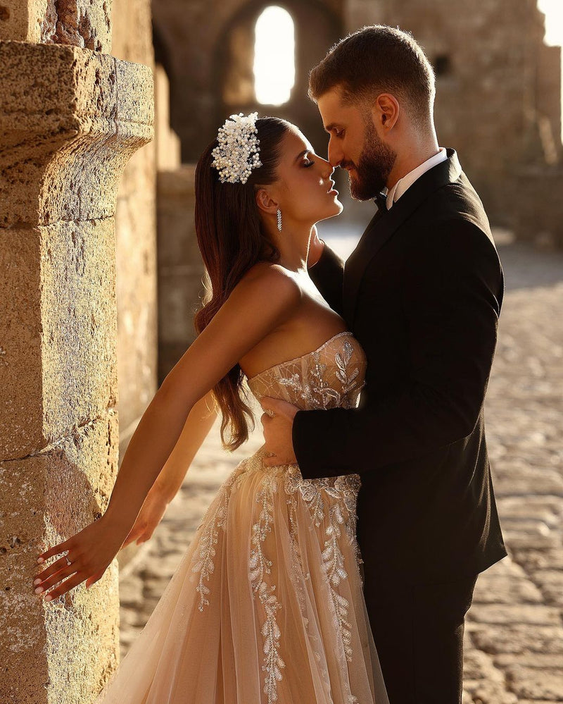 Elegant Sweetheart Long Glitter Lace Wedding Dress Long Slit Online-stylesnuggle