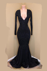 Elegant V-Neck Long Sleevess Appliques Sequins Mermaid Zipper Prom Dresses-stylesnuggle