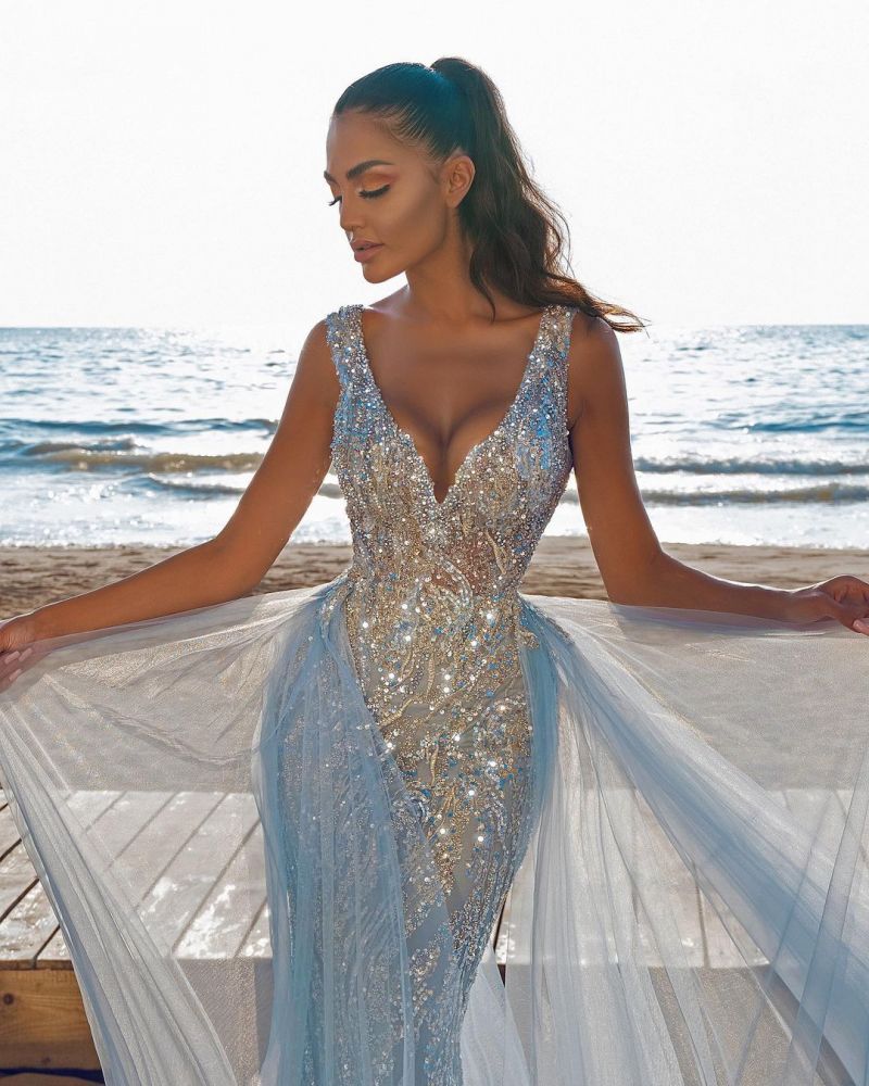 stylesnuggle offers Elegant V-Neck Slim Prom Party Gowns with Detachable Train Mermaid Evening Dress at a good price. Browse Satin material to Mermaid Floor-length hem.. Elegant yet affordable Sleeveless Prom Dresses online.