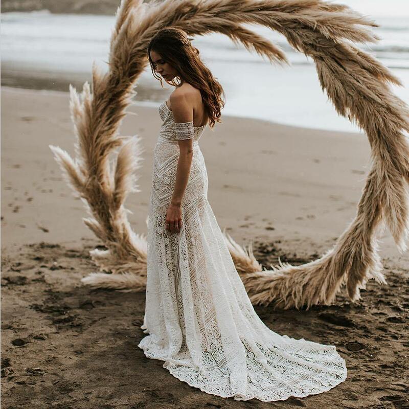 stylesnuggle.com supplies you Elegnat Ivory Strapless Mermaid Lace Beach Wedding Dress Online, shop today to get the discount.