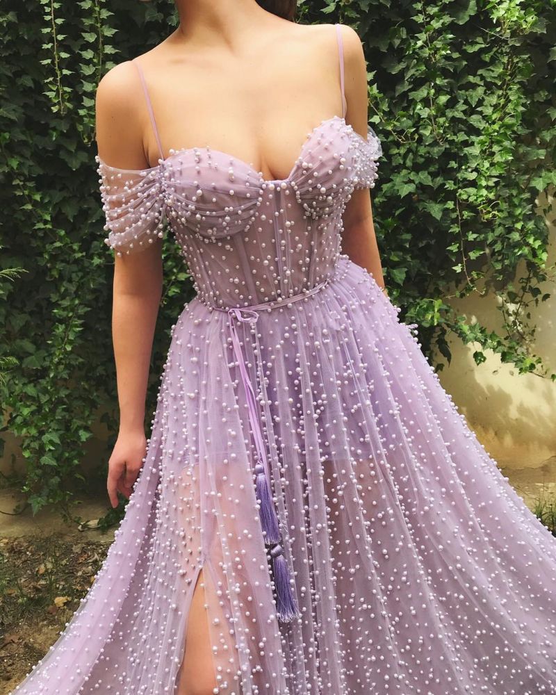 Easily attract others's attention with stylesnuggle exquisite pearls Off-the-Shoulder long prom dresses collection. Try on Exquisite Sweetheart Front Slit Long Affordable Tulle Pearls Off-the-Shoulder Prom Dress all in latest design with delicate details.