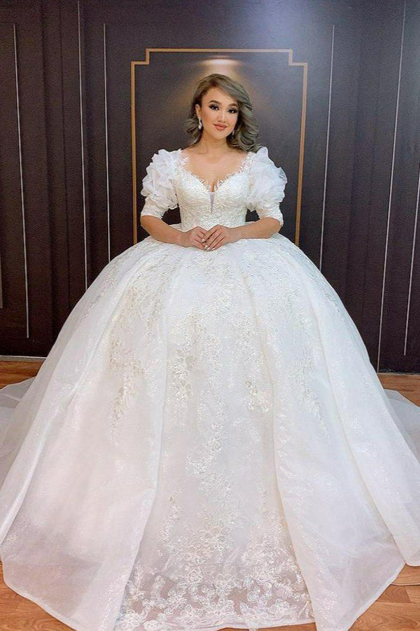 Glamorous Bubble Sleeves Vintage Ball Gown Wedding Dress With Lace Appliques-stylesnuggle