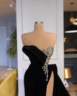 Gorgeous Black Split Front One Shoulder Prom Dress With Beading-stylesnuggle