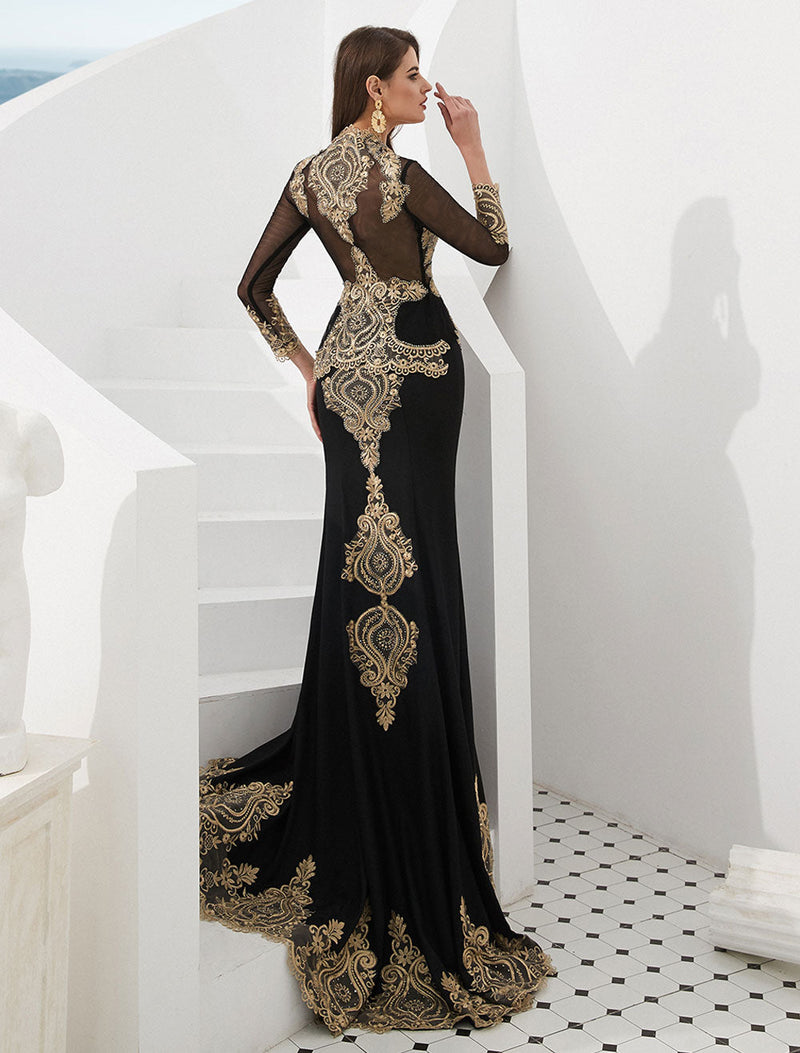 Luxury Evening Dresses Embroidered Beaded Queen Anneneck Long Sleeve Formal Gowns With Cloak