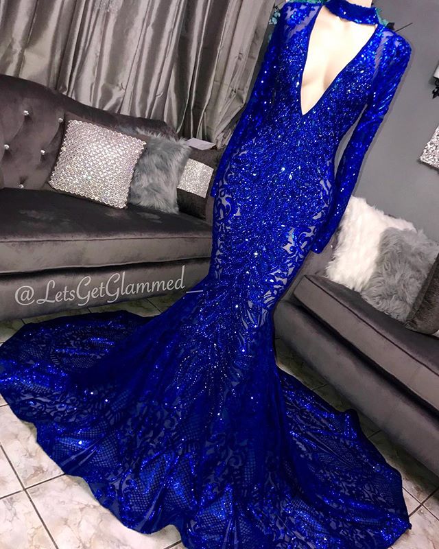 Still not know where to get your event dresses online? stylesnuggle offer you Gorgeous Mermaid Long Sleevess Deep V-neck Lace Applique Prom Dresses at factory price,  fast delivery worldwide.