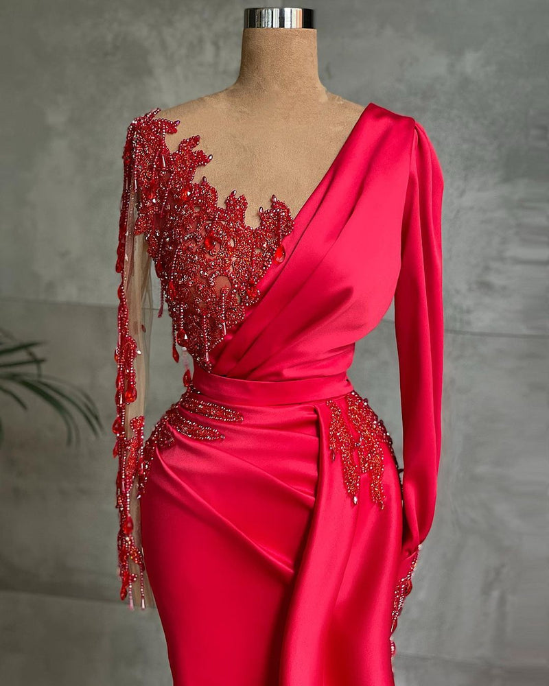 Gorgeous Red Long Sleeve Mermaid Evening Dress Lace Appliques Prom Gown Ruffles-stylesnuggle