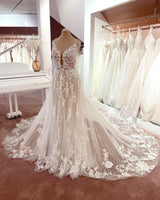 Gorgeous Spaghetti-Straps Lace Wedding Dress Tulle Sleeveless Bridal Gowns-stylesnuggle