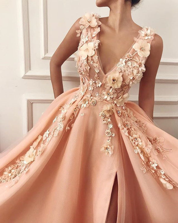 Still not know where to get your Gorgeous Straps V-Neck Flower Appliques A-Line Prom Party Gowns online? stylesnuggle offer you new arrival prom dresses at factory price,  fast delivery worldwide.