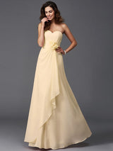 A-Line Charming Sweetheart Hand-Made Flower Sleeveless Long Chiffon Bridesmaid Dresses