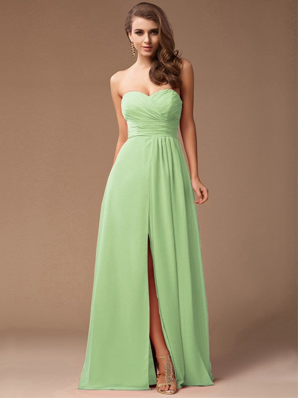 Charming Sweetheart Sleeveless Long Ruffles Chiffon Bridesmaid Dresses