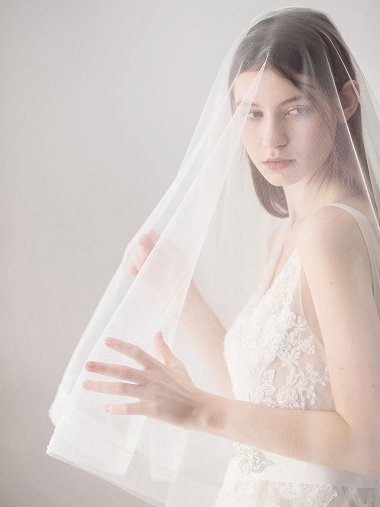 Ivory Tulle One Tier Middle-length Wedding Veil-stylesnuggle