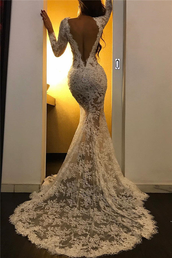 Customizing this New Arrival Lace Appliques Chic White Evening Dresses Long Sleeves Prom Dresses with Slit on stylesnuggle. We offer extra coupons,  make Prom Dresses, Evening Dresses in cheap and affordable price. We provide worldwide shipping and will make the dress perfect for everyone.