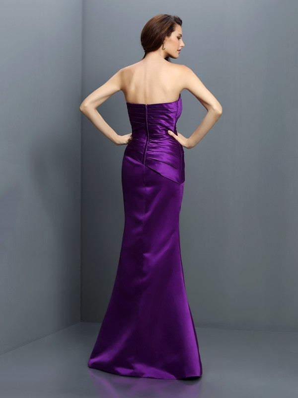 Charming Mermaid Strapless Pleats Sleeveless Long Satin Bridesmaid Dresses