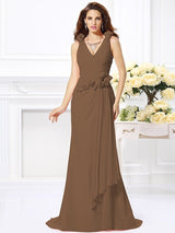 Charming Mermaid V-neck Hand-Made Flower Sleeveless Long Chiffon Bridesmaid Dresses