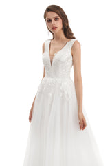 Mermaid V-neck Floor-length Sleeveless Backless Appliques Lace Wedding Dress-stylesnuggle