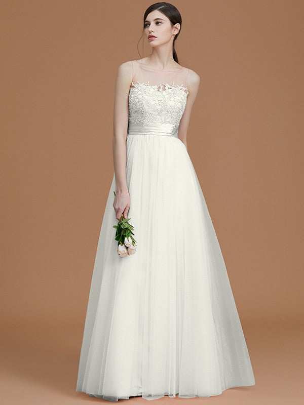 A-Line Charming Bateau Sleeveless Applique Tulle Bridesmaid Dresses