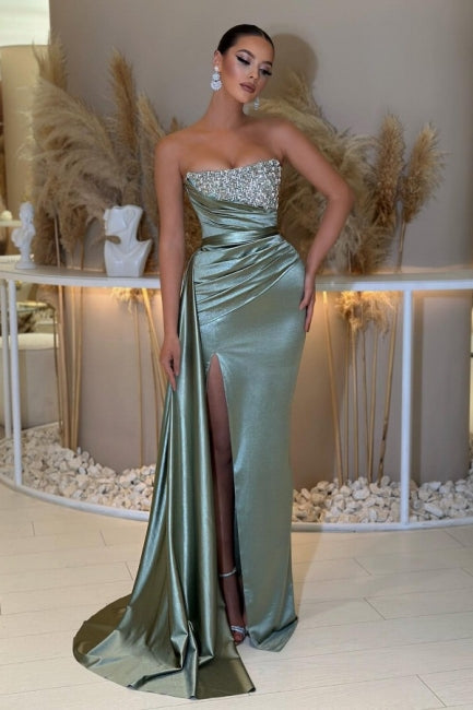 Modern Modest Sleeveless Column Prom Dress Beadings-stylesnuggle