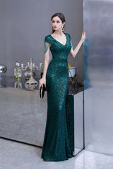 stylesnuggle offers Shining Sequined Emerald Green Mermaid Cap sleeve Long Prom Party Gowns at a cheap price from Prom Dresses, Evening Dresses, Homecoming Dresses, Quinceanera dresses collection. Free Fast shipping on affordable Prom Dresses, Evening Dresses, Homecoming Dresses, Quinceanera dresses On Sale.