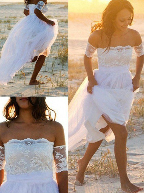 This Sleeveless A-Line Off-the-Shoulder Lace Chiffon Wedding Dresses at stylesnuggle.com will make your guests say wow. The Off-the-shoulder bodice is thoughtfully lined, and the Floor-length skirt with to provide the airy, flatter look of 100D Chiffon,Lace.