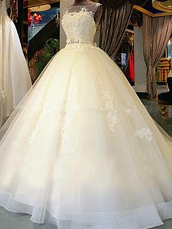 Check this Sleeveless Applique Tulle Ball Gown Wedding Dresses at stylesnuggle.com, this dress will make your guests say wow. The Scoop bodice is thoughtfully lined, and the skirt with Appliques,Ribbons to provide the airy.