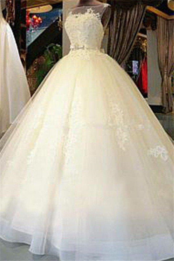 Sleeveless Ribbon Scoop Applique Tulle Ball Gown Cathedral Train Wedding Dresses-stylesnuggle