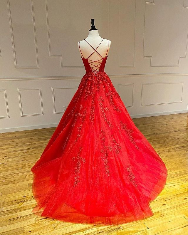 stylesnuggle offers Spaghetti Straps Floral Lace Aline Evening Gown Sleeveless Prom Party Gowns at a good price from Tulle to A-line Floor-length hem. Gorgeous yet affordable Sleeveless Prom Dresses, Evening Dresses.