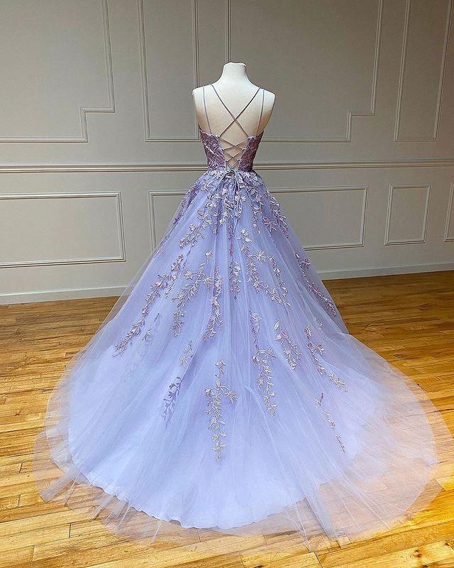 stylesnuggle offers Spaghetti Straps Floral Lace Aline Evening Gown Sleeveless Prom Party Gowns at a good price from Tulle to A-line Floor-length hem. Gorgeous yet affordable Sleeveless Prom Dresses, Evening Dresses.