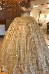 stylesnuggle offers Spaghetti Straps Gold Beaded Lace Evening Dress Luxurious Ball Gown Princess Open Back Prom Party Gowns at a cheap price from Tulle, Lace to Ball Gown Floor-length hem. Gorgeous yet affordable Sleeveless Prom Dresses, Evening Dresses.