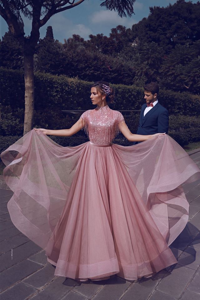 stylesnuggle offers Special High Neck Tassel Beading Cap Sleeves Princess Prom Dresses Blushing Pink Evening Gowns at cheap prices from Organza to A-line Floor-length. They are Gorgeous yet affordable Short Sleeves Prom Dresses. You will become the most shining star with the dress on.