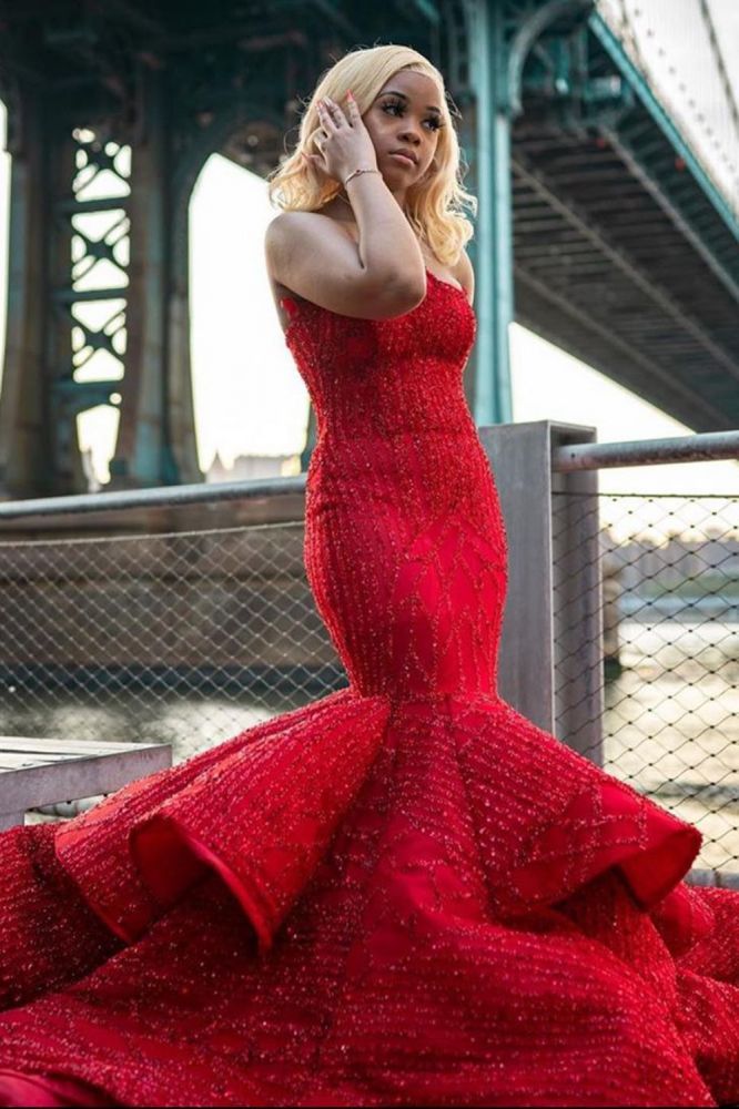 Looking for Prom Dresses, Evening Dresses in Satin,  Mermaid style,  and Gorgeous Embroidery, Ruffles, Sequined work? stylesnuggle has all covered on this elegant sweetheart Mermaid Evening Prom Party GownsSleeveless.