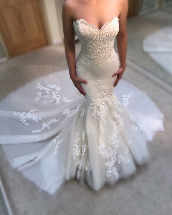 Custom made this latest Sweetheart Mermaid Wedding Dress Online Modern Strapless Lace Bridal Gowns on stylesnuggle. We offer extra coupons, make in and affordable price. We provide worldwide shipping and will make the dress perfect for everyoneone.