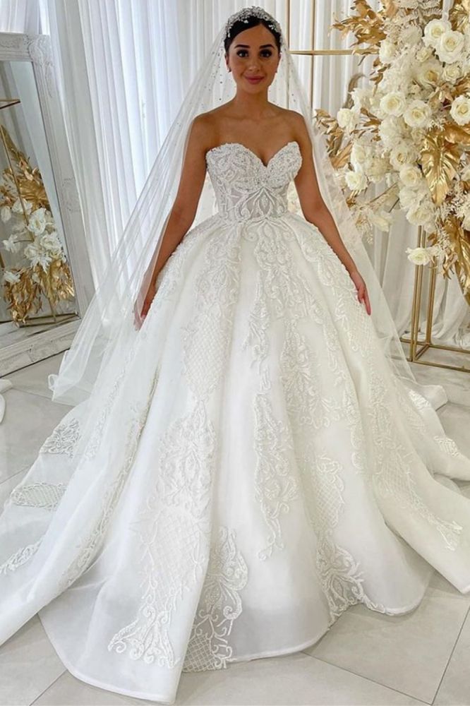 stylesnuggle offers Sweetheart Princess A-line Bridal Gowns Garden Lace Appliques Dress for Bride at a good price. Fast delivery worldwide.