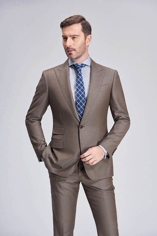 This Top Coffee Mens Suits for Business, Peak Lapel One Button Mens Suits at stylesnuggle comes in all sizes for prom, wedding and business. Shop an amazing selection of Peaked Lapel Single Breasted Coffee mens suits in cheap price.