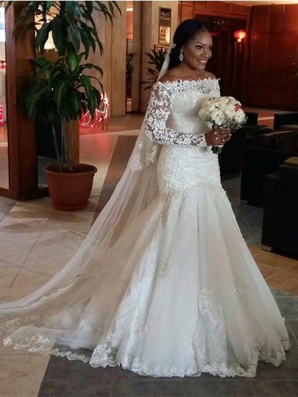 This Mermaid Off-the-Shoulder Long Sleevess Lace Wedding Dresses at stylesnuggle.com will make your guests say wow.You will never wanna miss it.