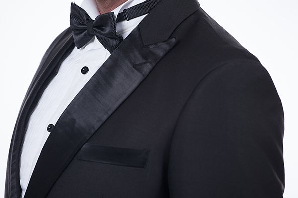 This Unique Silk Peak Lapel Two Buttons Solid Black Wedding Suits for Men at stylesnuggle comes in all sizes for prom, wedding and business. Shop an amazing selection of Peaked Lapel Single Breasted Black mens suits in cheap price.