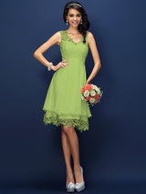 A-Line Charming V-neck Lace Sleeveless Short Bridesmaid Dresses