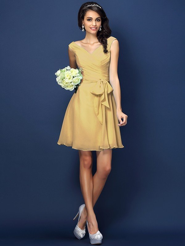 A-Line Charming V-neck Pleats Bowknot Sleeveless Short Chiffon Bridesmaid Dresses