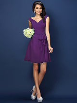 A-Line Charming V-neck Pleats Bowknot Sleeveless Short Chiffon Bridesmaid Dresses