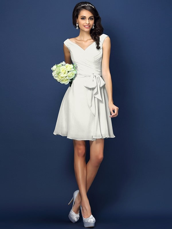 A-Line Charming V-neck Pleats Bowknot Sleeveless Short Chiffon Bridesmaid Dresses