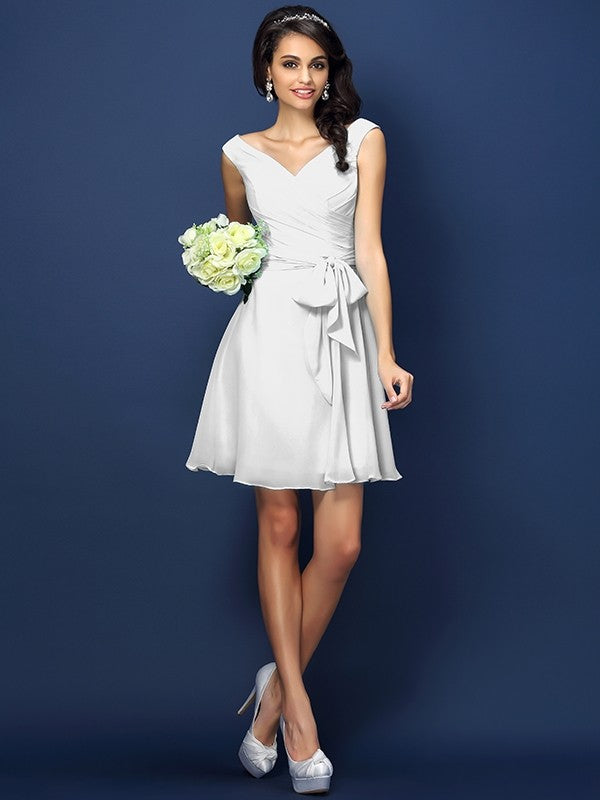 A-Line Charming V-neck Pleats Bowknot Sleeveless Short Chiffon Bridesmaid Dresses