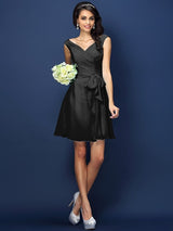 A-Line Charming V-neck Pleats Bowknot Sleeveless Short Chiffon Bridesmaid Dresses