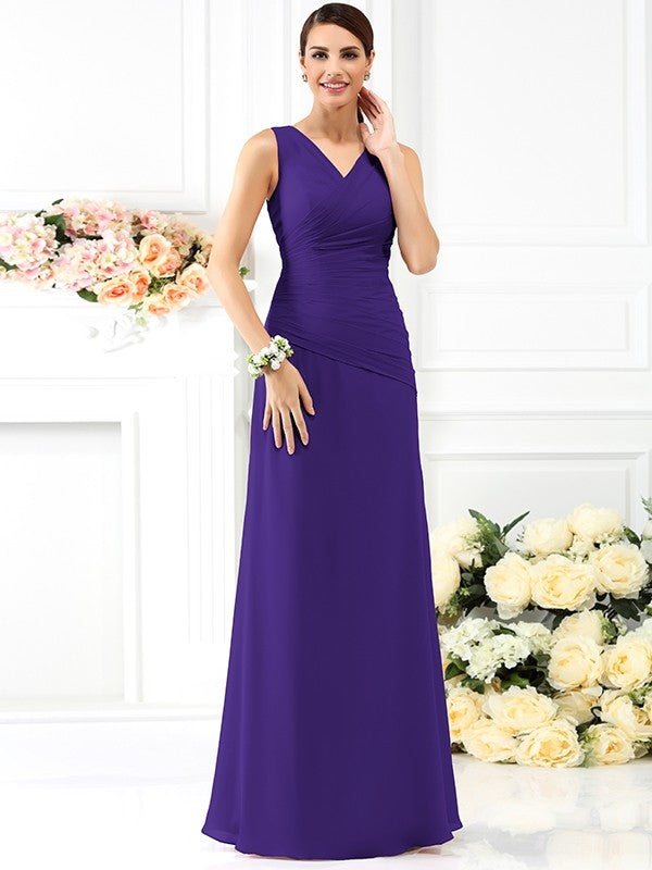 Charming V-neck Pleats Sleeveless Long Chiffon Bridesmaid Dresses