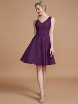 A-Line Charming V-neck Sleeveless Lace Short/Mini Chiffon Bridesmaid Dresses