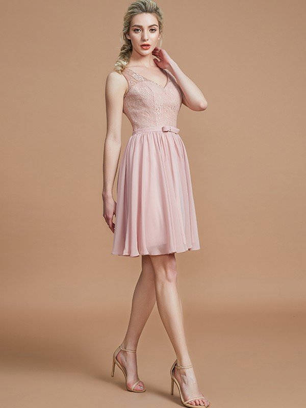 A-Line Charming V-neck Sleeveless Lace Short/Mini Chiffon Bridesmaid Dresses